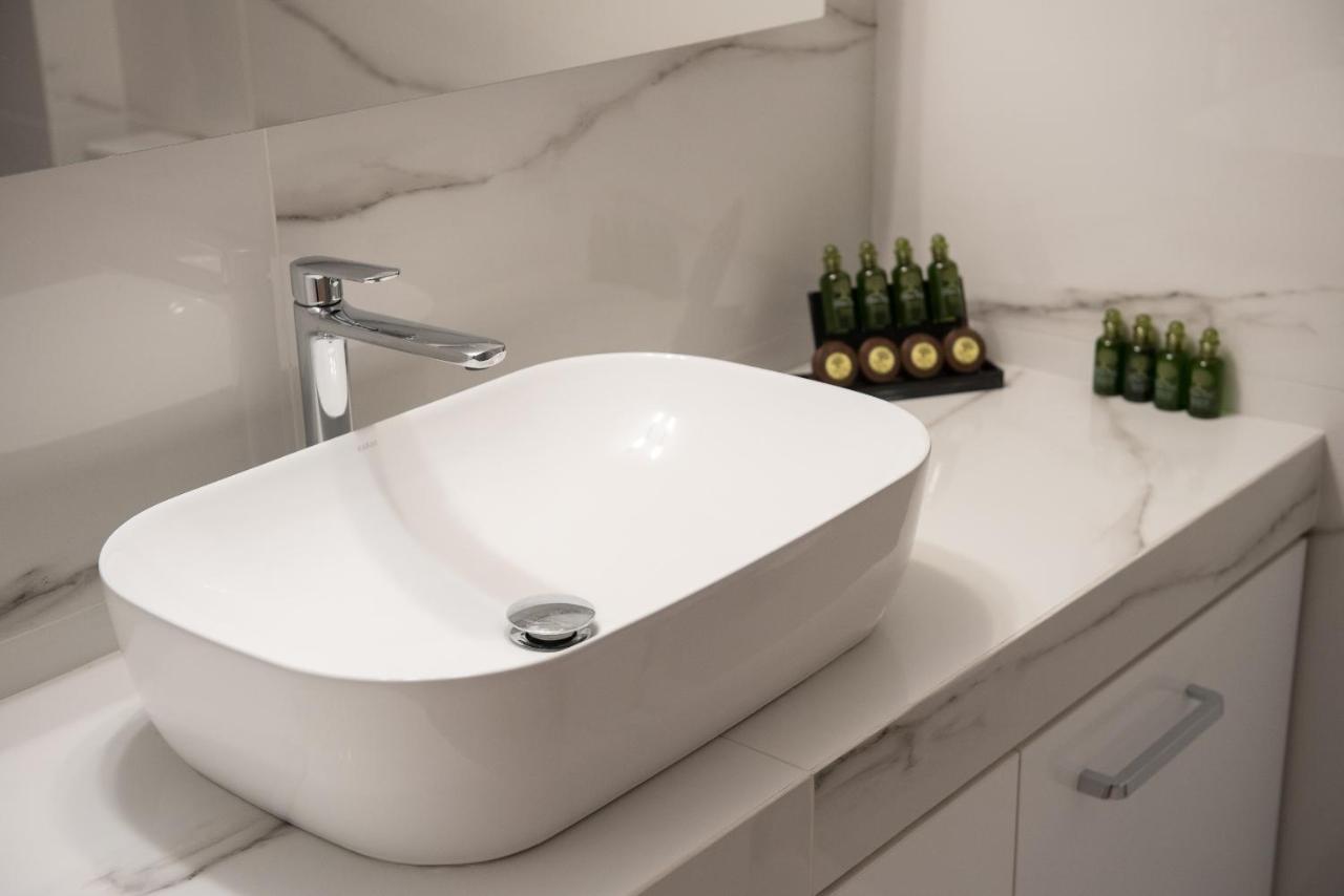 Апартаменты Newly Renovated Flat 500M From Subway Station Афины Экстерьер фото